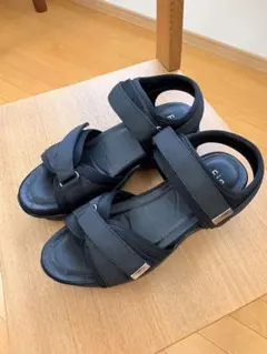 Fin 厚底スポーツサンダル ブラックのサムネイル