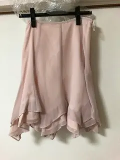 スカートのサムネイル