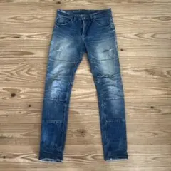 スリムフィットデニムパンツ　ダメージデニム