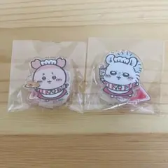 ちいかわレストラン　アクリルスタンド　アクスタ　モモンガ　古本屋　カニちゃん