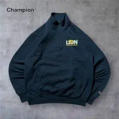 1912】古着Championハーフジップスウェット刺繍口ゴ目あり裏起毛アメカジ