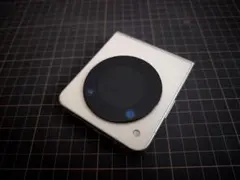 【ジャンク】Y!mobile 折りたたみスマホ Libero Flipのサムネイル