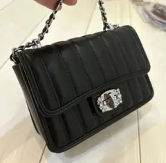 Item thumbnail for item c187bd43-8393-49ff-8f2b-d69c7b6a9757