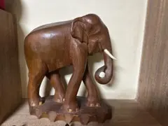 Item thumbnail for item def6e15a-ee3e-40ab-bcd7-ef18fd9ded93