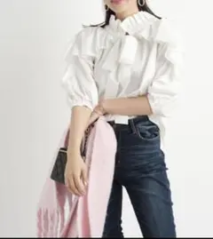 ジャスグリッティー　ブラウス