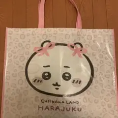 ちいかわらんど原宿店限定ノベルティ　　不織布ビッグショッパー