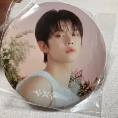 2025年最新】txt ヨンジュン 缶バッジの人気アイテム - メルカリ