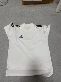 adidas ホワイト サッカーシャツ