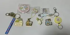 すみっコぐらし キーホルダー・バッジセット　おまけつき