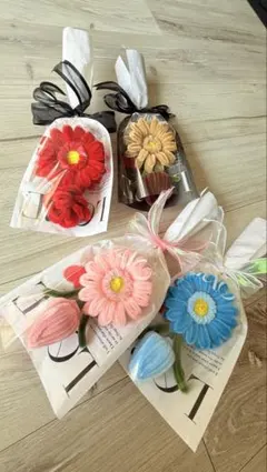 4 sets of Flower Bouquet