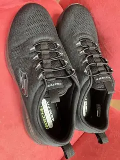 SKECHERS Memory Foam Wide Fit スニーカーのサムネイル