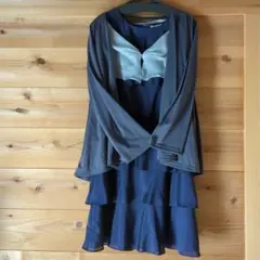 ネイビー フリル付き 半袖ひざ丈ワンピース　パーティー用