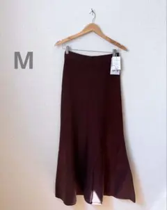 新品未使用品タグ付き 美品 綺麗 ロングスカート ブラウン 茶色 秋冬素材のサムネイル