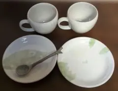 功山 陶器製カップセット スプーン1本付 葉っぱとイモムシの可愛らしい絵