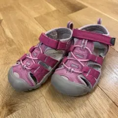 KEEN ピンク サンダル キッズのサムネイル