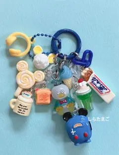 ガチャガチャとじゃらじゃらキーホルダーの2点セット