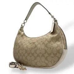 美品　コーチ　u15 ホーボー　2way ハンドバッグ　斜め掛け　ベージュ　白系