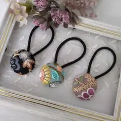 インド刺繍リボン くるみボタン ヘアゴム27ミリ3個セット TR