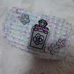 Item thumbnail for item 397352cc-8ced-4804-862c-54be27422008