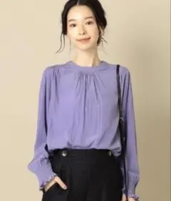 SHIPS　前後2WAY　ソリッドギャザーブラウス　¥13,970