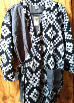 Item thumbnail for item c56db643-e03f-48b9-9d96-84d4578dcf69