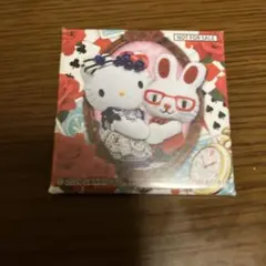 ハローキティ　コラボカフェ　特典　缶バッジ　サンリオ