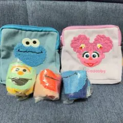 セサミストリート　もこもこポーチ　エルモ　クッキーモンスター　アビー　ロジータ