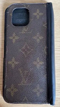 ルイヴィトン　iPhone11用スマホケースのサムネイル
