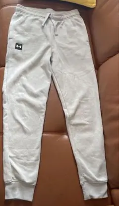 Under Armour グレー スウェットロングパンツ YXL