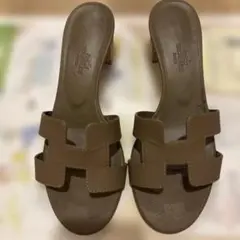 エルメス エトゥープ オアジス サンダル 35 - メルカリ
