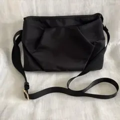 アフタヌーンティーミニショルダーバッグ　黒ナイロン製