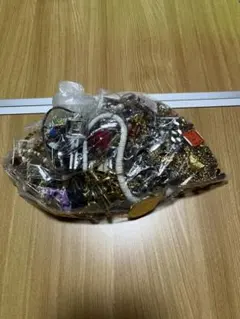 イミテーションアクセサリー 大量まとめ売り ネックレス 指輪 ブレスレット等