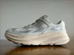 HOKA　CLIFTON ONE 9　27c ★定価￥24,750のサムネイル