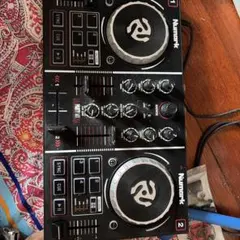 Numark Mixtrack Pro 3 DJコントローラーのサムネイル