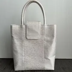 ホワイト シンプル トートバッグのサムネイル
