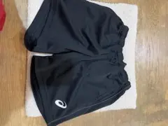 ASICS ブラック ショートパンツ　こども用140cm
