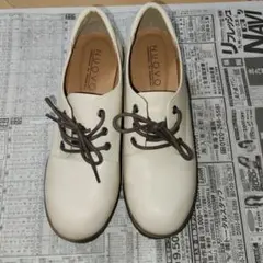 NUOVO レースアップシューズ