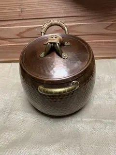 早者勝/銅製鍋 新光堂/欠損有他：割欠穴空無 使用可能中古 コゲ跡使用感有現状渡のサムネイル