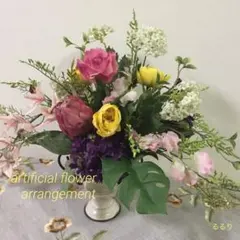 アーティフィシャルフラワーアレンジ　胡蝶蘭の優雅でエレガントなフラワーアレンジ