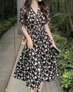 ワンピース新品、Mサイズです