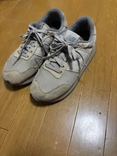 美品★くすみ色　ニューバランス237 グレーベージュ　25.5cm 574996