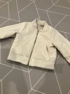 petit main フリル付きホワイトジャケット 90cm