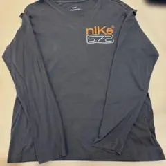 Nike DRI-FIT ロングtシャツ
