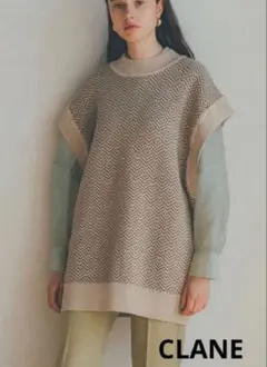 【新品未使用】〈CLANE〉バックスリットニットベストのサムネイル
