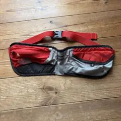 THE NORTH FACE ボディバッグ・ウエストポーチ レッド/グレー