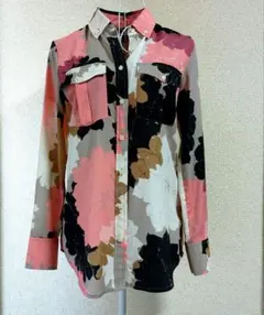 新品同様　BANANA REPUBLIC　ブラウス　マルチカラー　花柄　XS