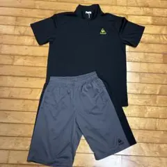 黒ポロシャツとグレーショーツセット