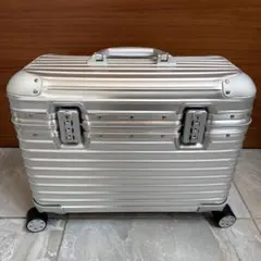 RIMOWA ルフトハンザコラボ パイロットケース 4輪 31L 機内持ち込み可