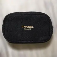 ち*み様 CHANEL BEAUTE ブラックポーチ(ラメ)　 ノベルティ