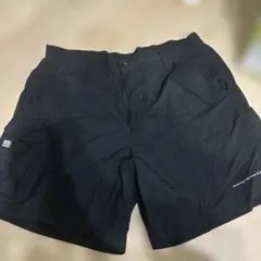 PFG OMNI-SHADE 黒ショートパンツ